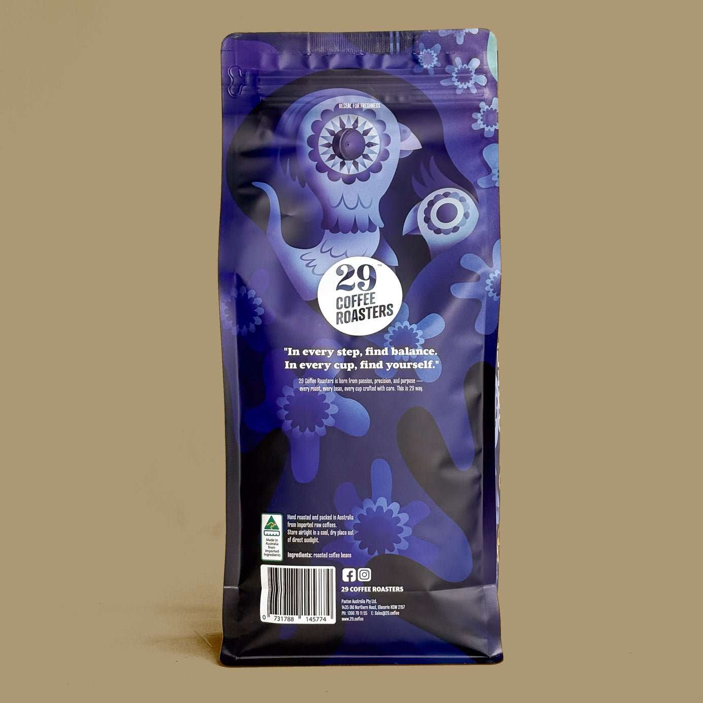 The Polar Flight Pilot Blends multi-award winning coffee with juicy, elegant flavor notes of red berries, milk chocolate, currants, and citrus.